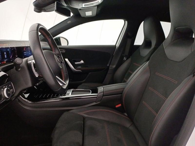 Mercedes-Benz Classe A - W177 2023 A 180 d AMG Line Advanced Plus auto