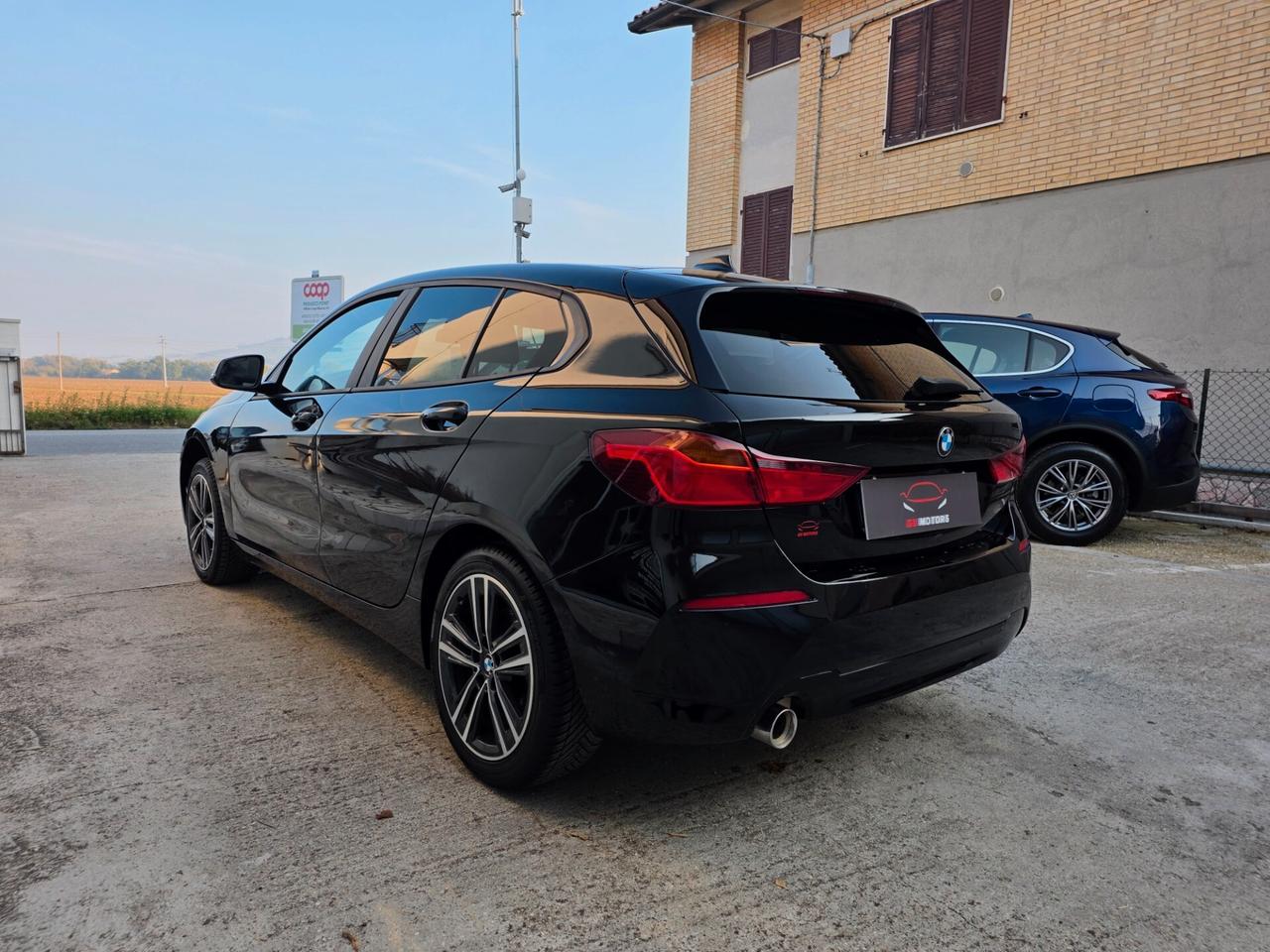 Bmw 118i F70 Serie 1 Berlina 5 porte 2020