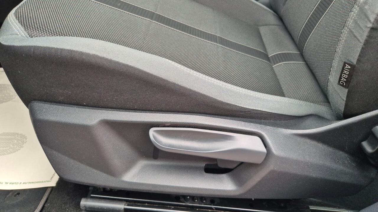 Volkswagen Polo 1.0 TGI 5p. BlueMotion R.Line esterno