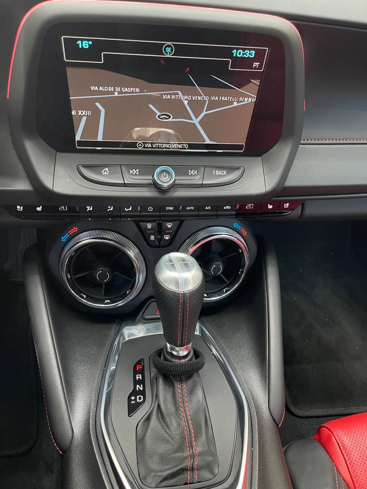 Chevrolet Camaro 6.2L V8