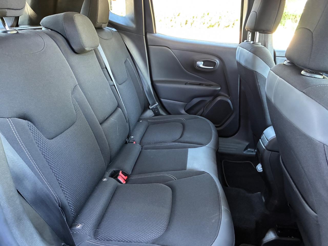 Jeep Renegade 1.3 T4 190CV PHEV 4xe AT6 Business Plus
