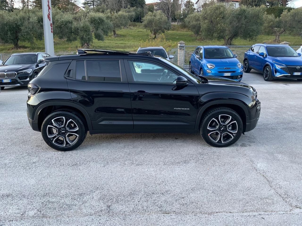 Jeep Avenger 1.2 Turbo 100 CV MHEV Summit TETTO.