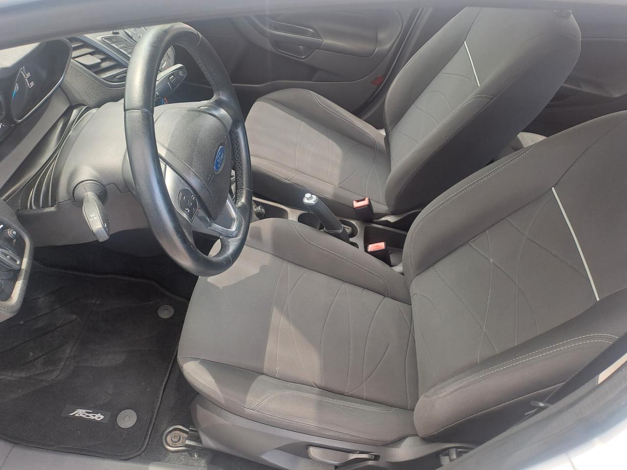 Ford Fiesta 1.5 TDCi 75CV 5 porte Business