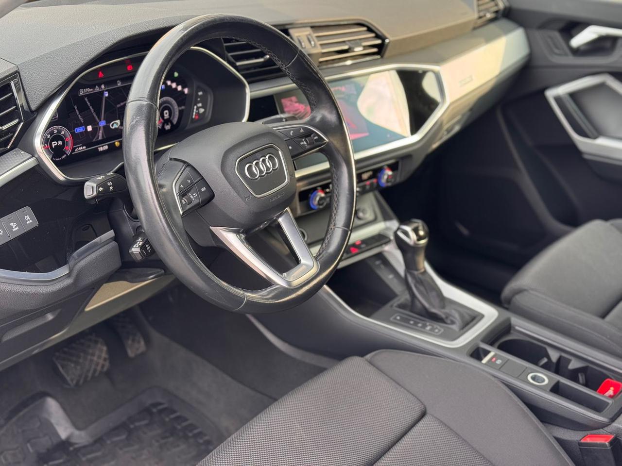 Audi Q3 S Line Edition 2.0 40 TDI #10601