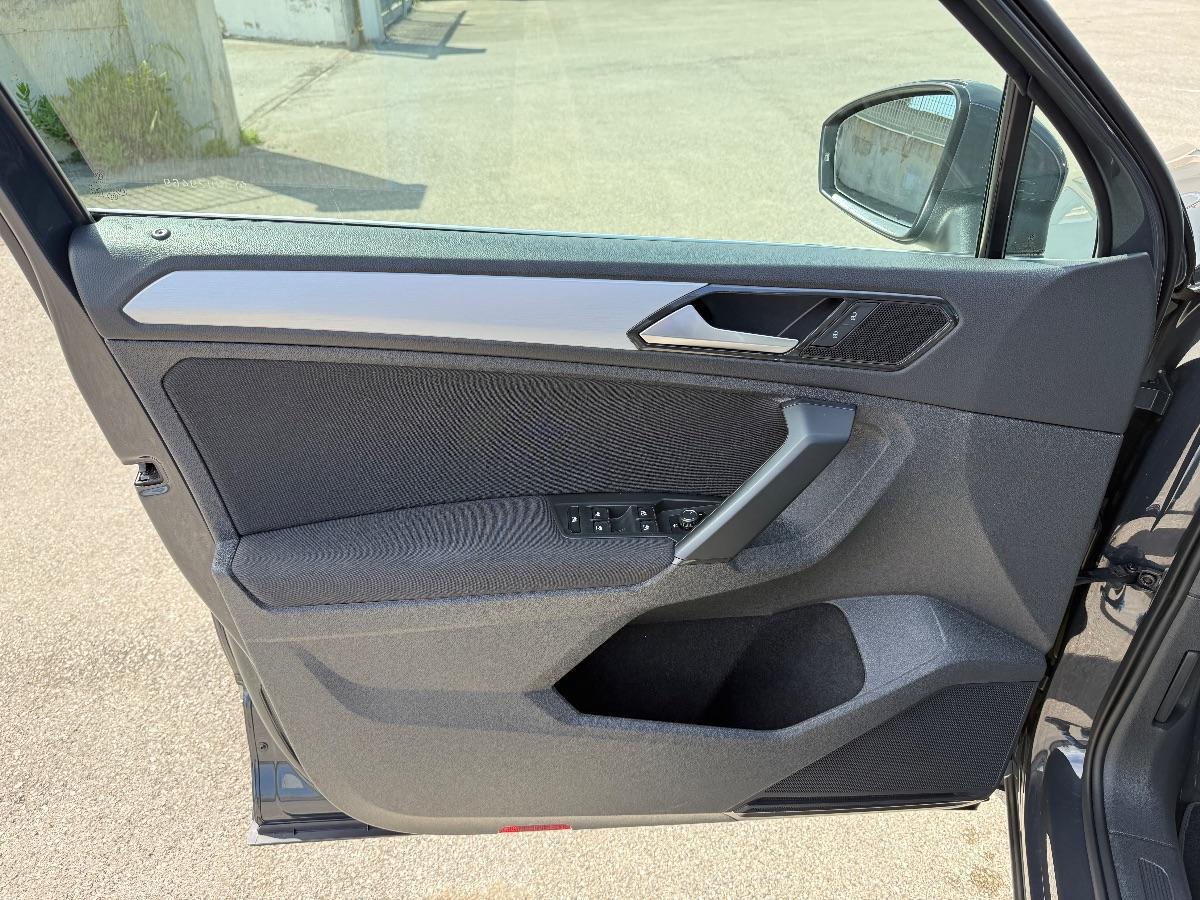 VOLKSWAGEN - Tiguan - 1.6 TDI Style BMT