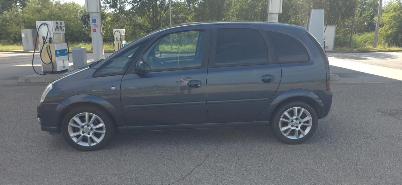Opel Meriva 1.7 CDTI 101CV Cosmo