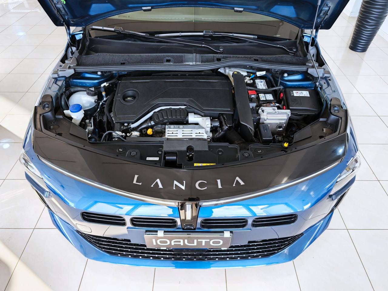 Lancia Ypsilon 1.2 Hybrid e-DCT Cassina 101cv 2025