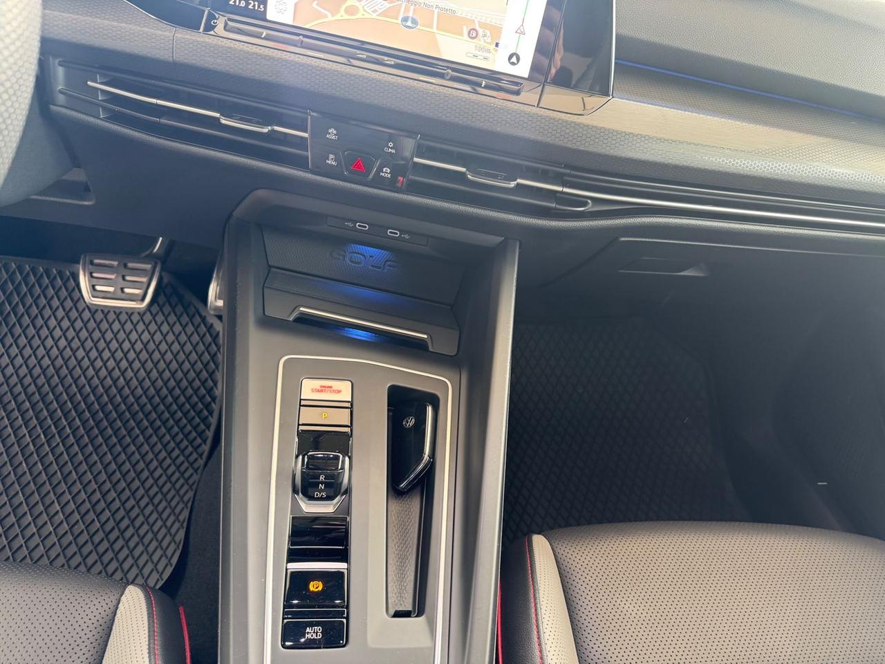 Volkswagen Golf GTI Ultimate 2.0 TSI GTI #10740