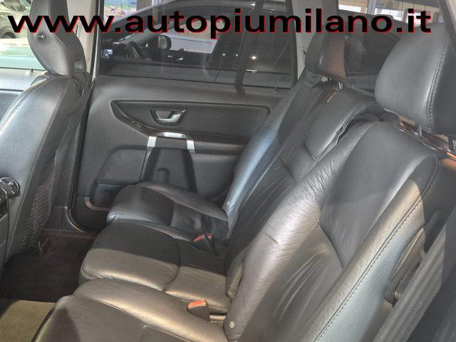 VOLVO XC90 D5 AWD Geartronic Momentum