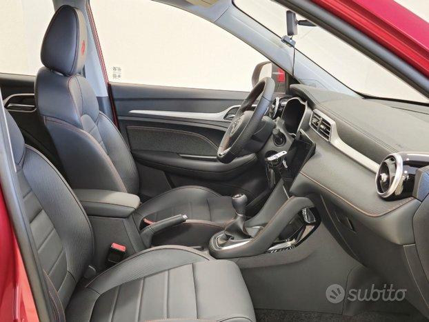 MG ZS Classic LUXURY - 2025