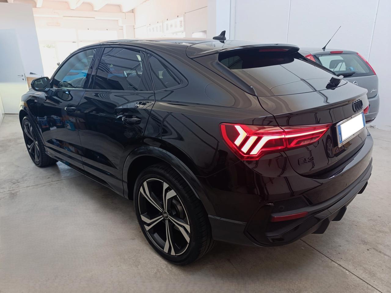 Audi Q3 35 1.5 TFSI S tronic Identity Black soli 36000 km