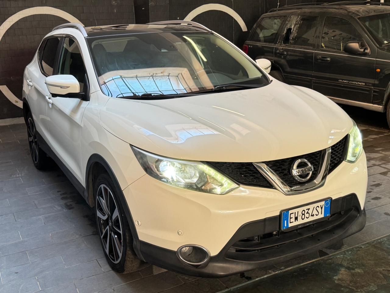 Nissan Qashqai 1.6 dCi 4WD 360
