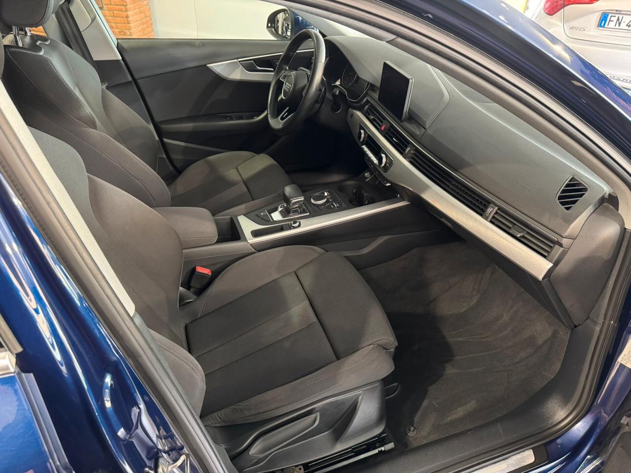 Audi A4 Avant 2.0 TFSI S tronic g-tron Business