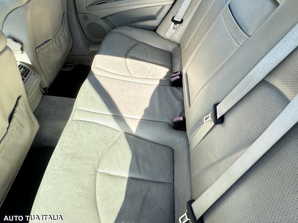 MERCEDES BENZ CLASSE E 270 CDI ADVANGARDE BERLINA