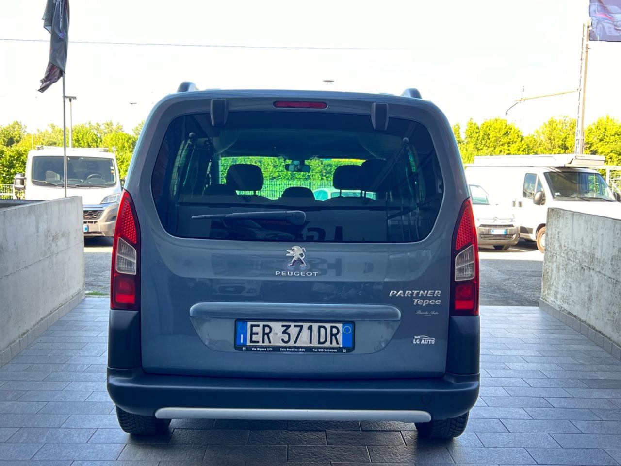 Peugeot Partner Tepee 1.6 HDi 115CV Outdoor