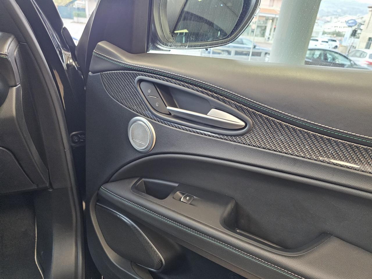 Alfa Romeo Stelvio 2.9 Bi-Turbo V6 510 CV AT8 Quadrifoglio