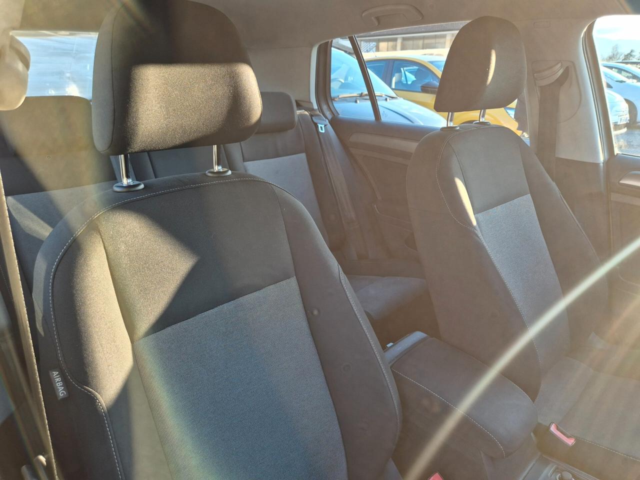 Volkswagen Golf Business 1.4 TGI 5p. Comfortline BlueMotion