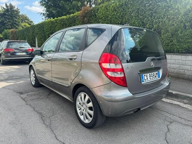 MERCEDES Classe A (W/C169) A 200 Classic
