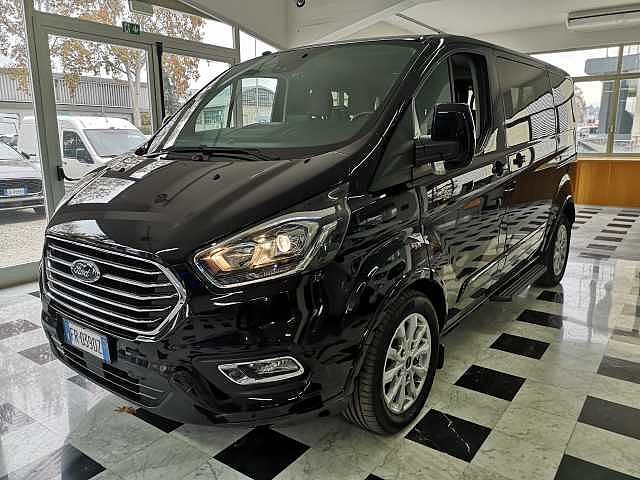 Ford Tourneo Custom 310 2.0 TDCi 130CV PC Titanium