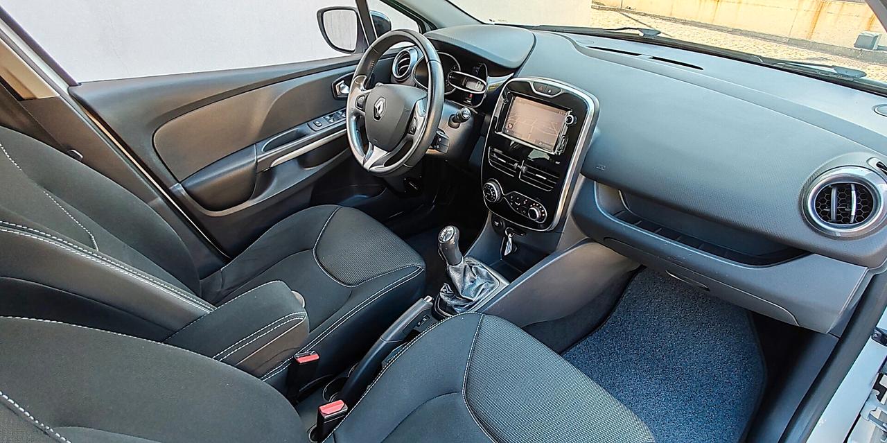 Renault Clio TCe 12V 90CV 5 porte Costume National