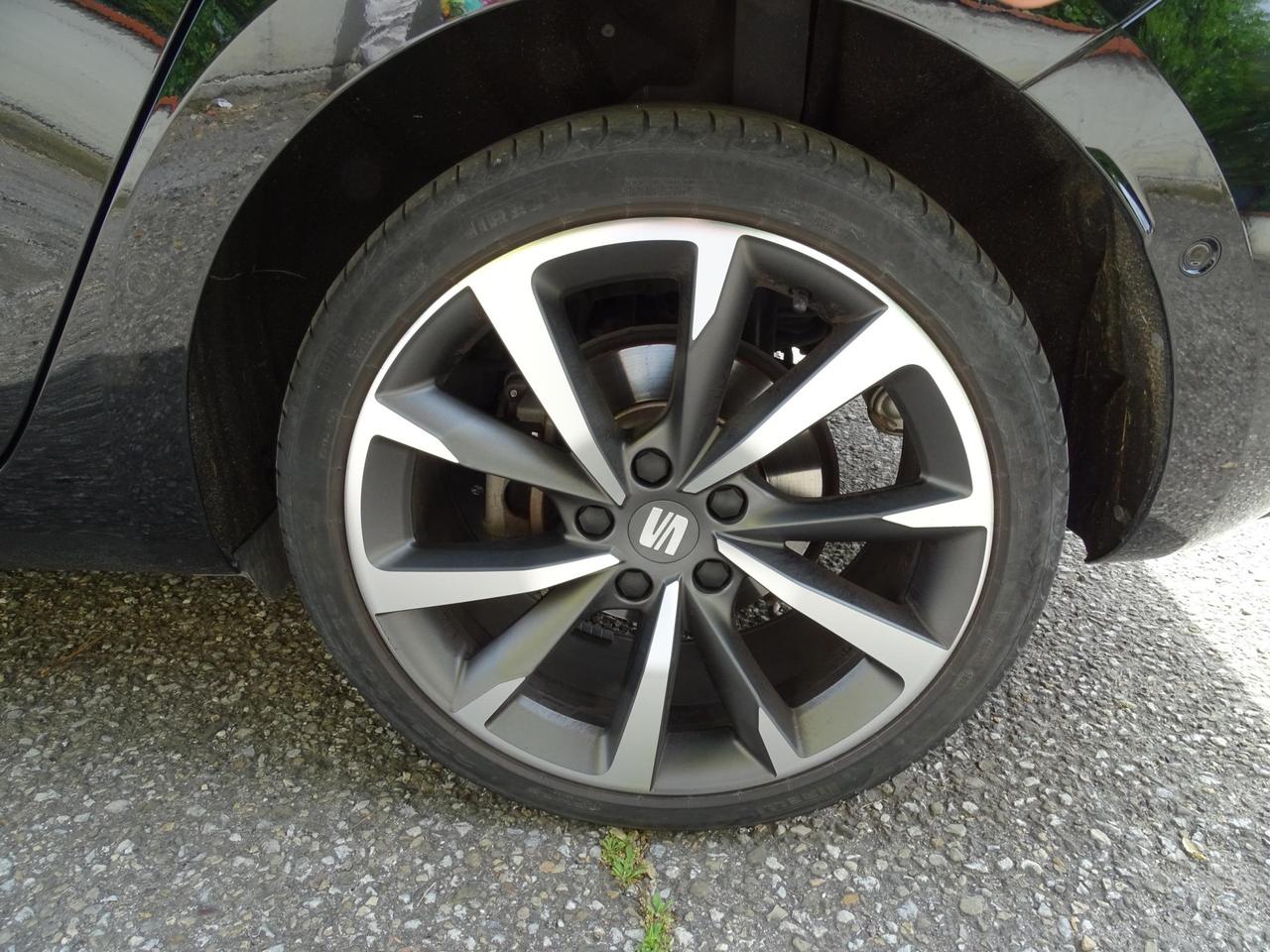 SEAT Leon 1.4 e-HYBRID 204 CV DSG FR PLUG IN *UNIPRO*