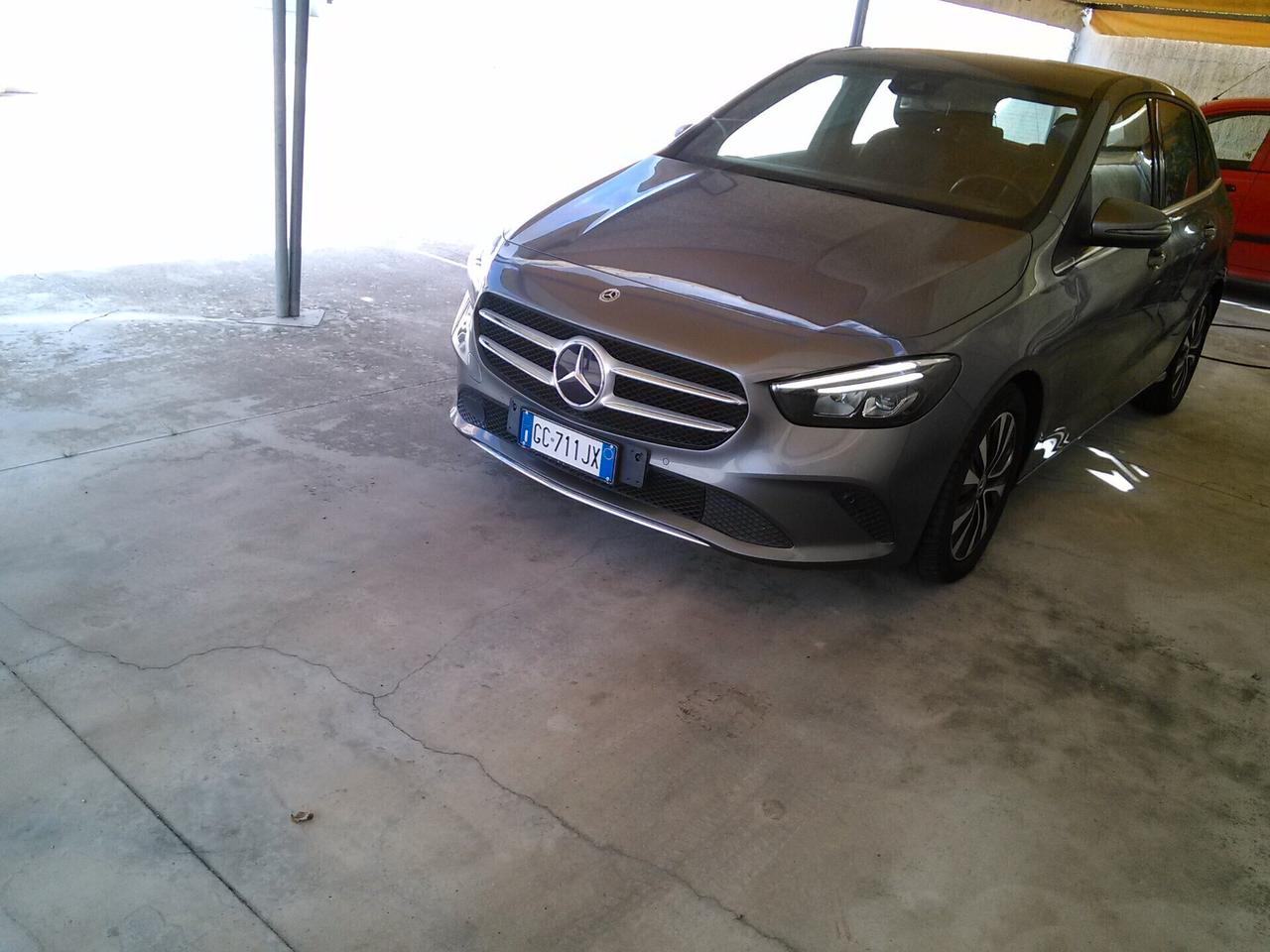 Mercedes-benz B 180 d Automatic Business Extra