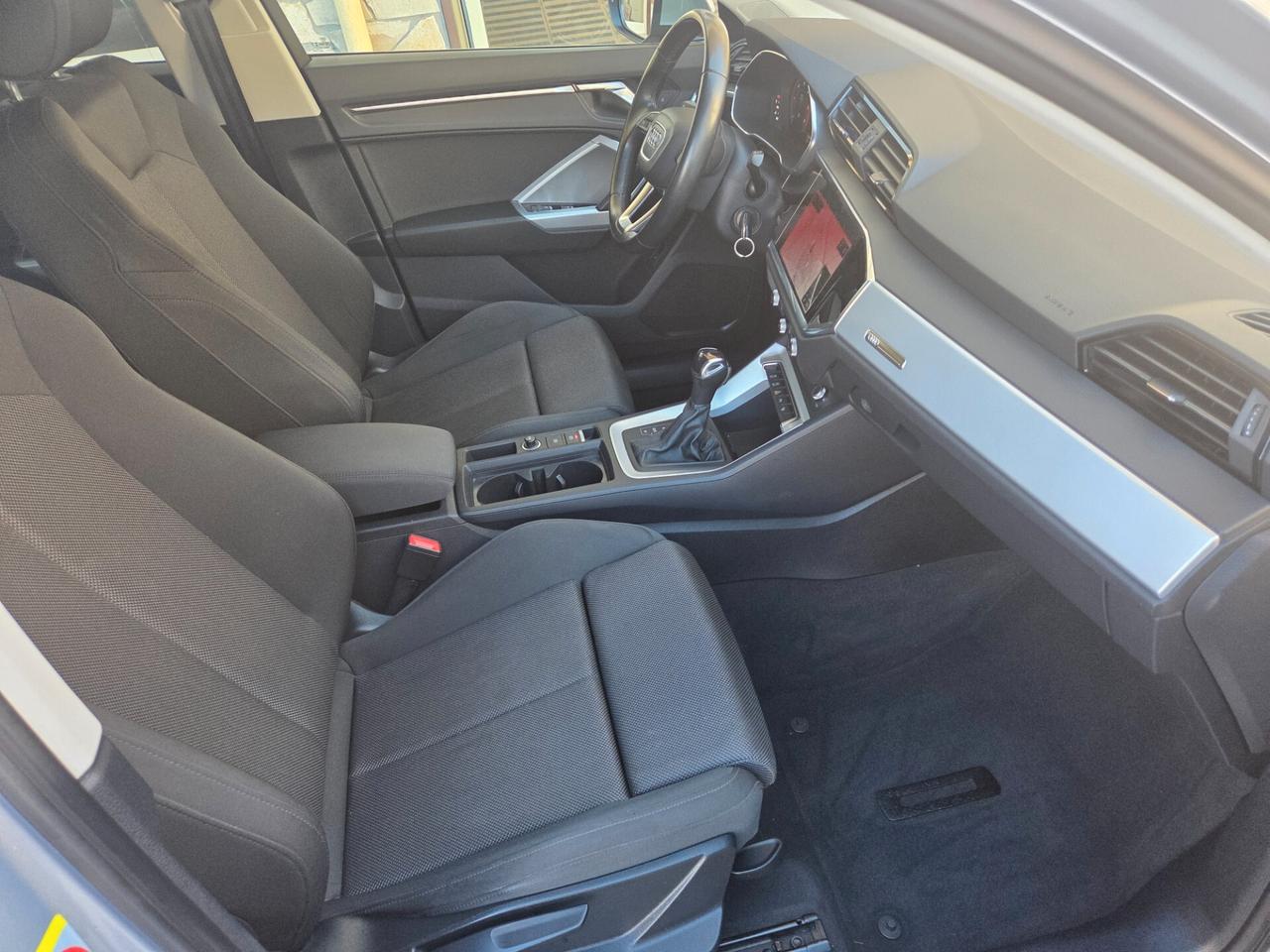 AUDI Q3 ANNO 2022 2.0 TDI 150 CV KM CERTIFICATI