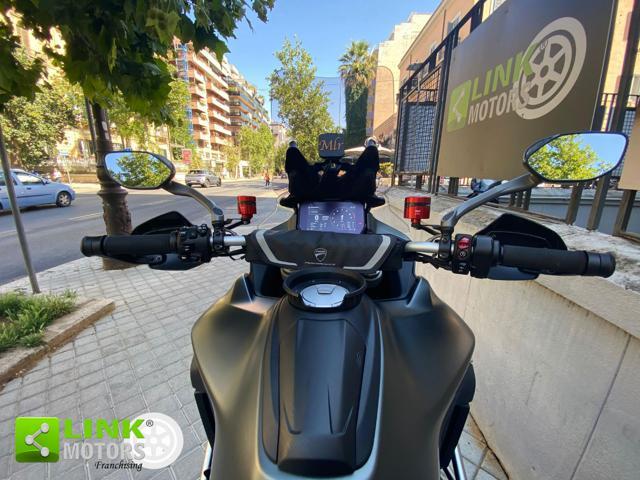 DUCATI Multistrada V4 S travel & radar