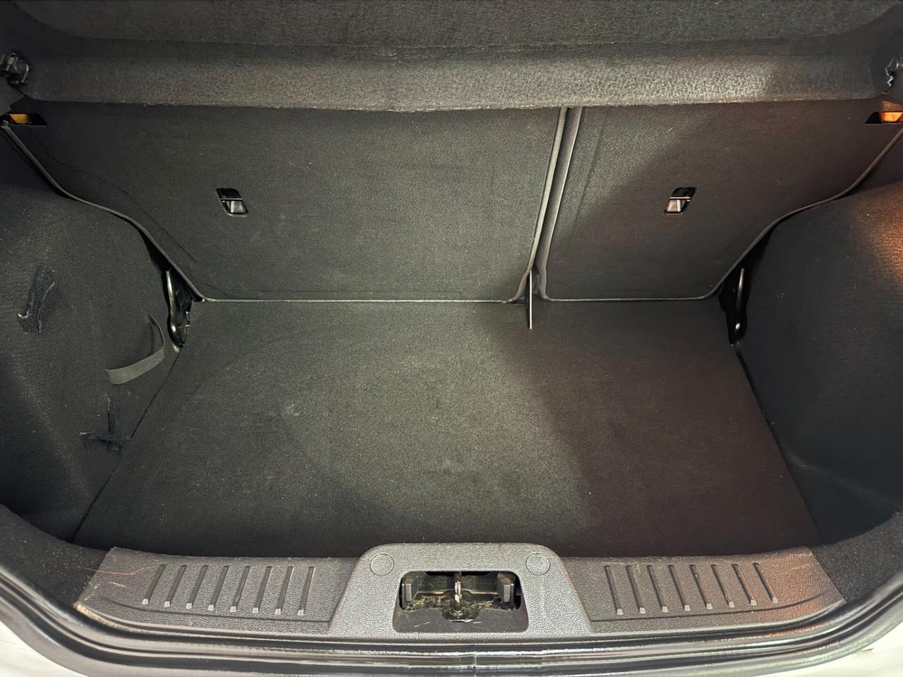 Ford Fiesta /5 PORTE/ 1.2CC 60CV / BENZINA / NEO PATENTATI