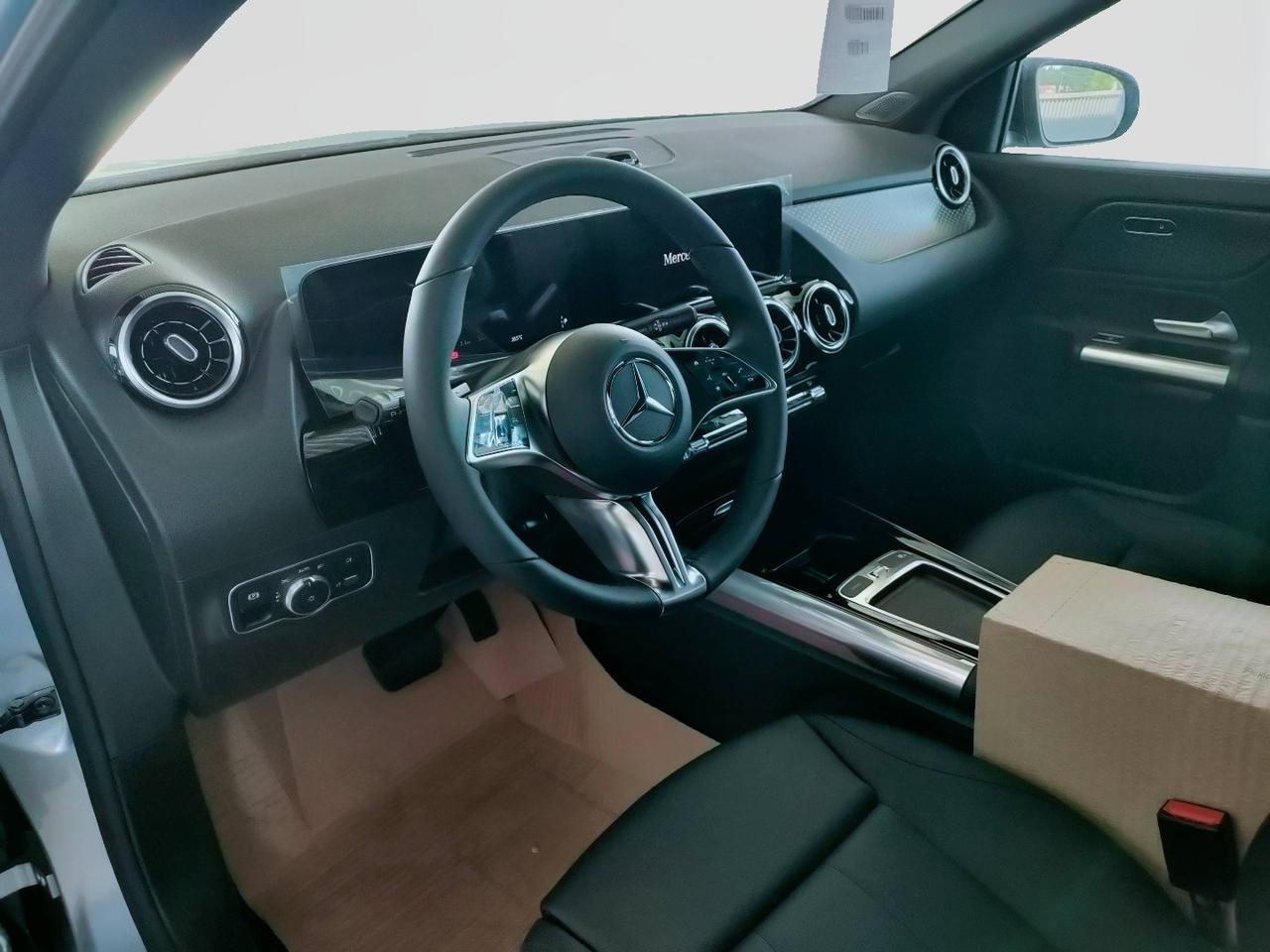 Mercedes-Benz GLA 200 d automatic
