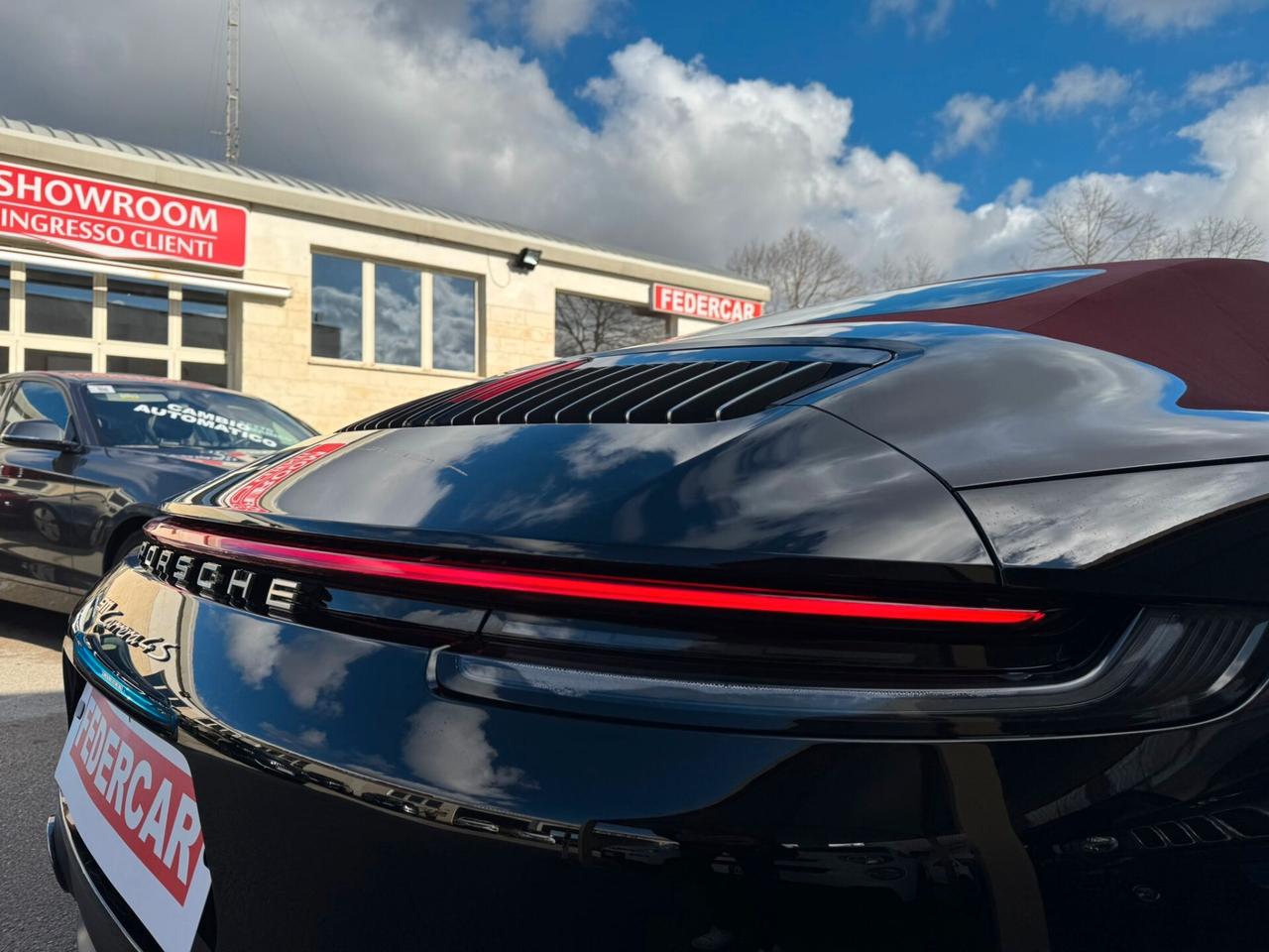 Porsche 911 992 Carrera 4S Cabriolet