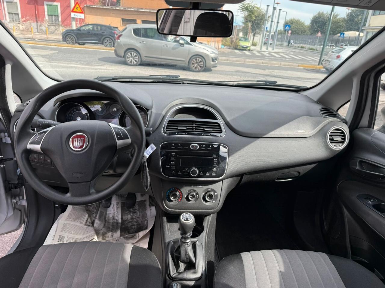 Fiat Punto 1.4 8V 2018 tagliandata e garantita