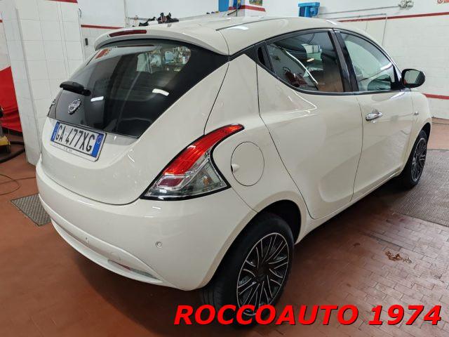 LANCIA Ypsilon 1.2 69 CV 5 porte Gold