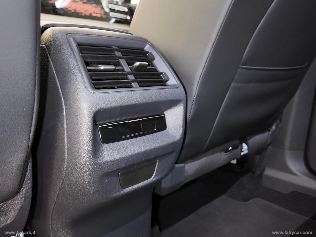 VOLKSWAGEN Tiguan 2.0 TDI 150 CV DSG Elegance