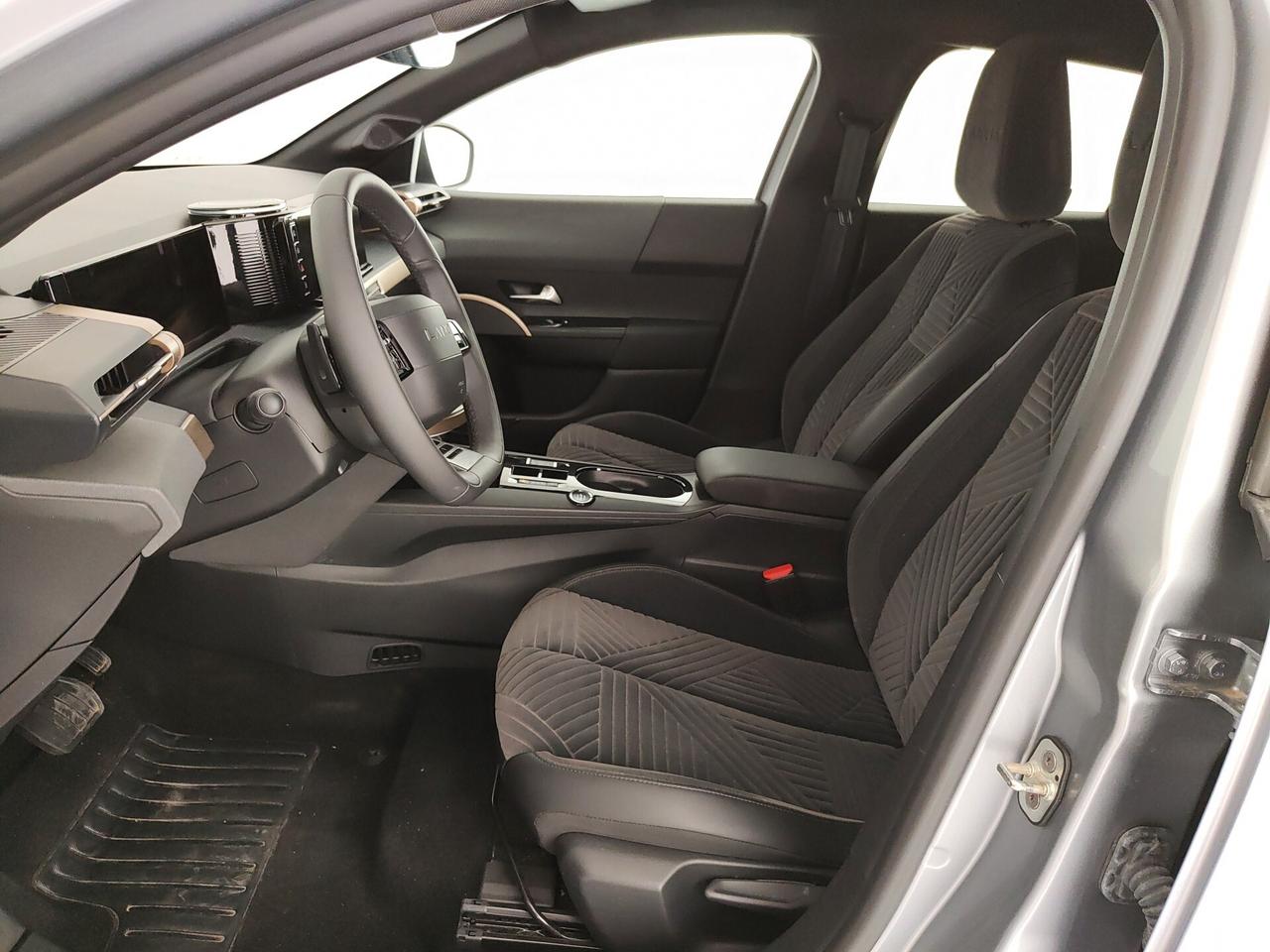 Lancia Ypsilon Hybrid e-DCT LX