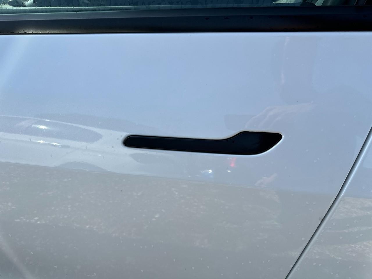 TESLA Model Y 2021 - Model Y Single Motor rwd