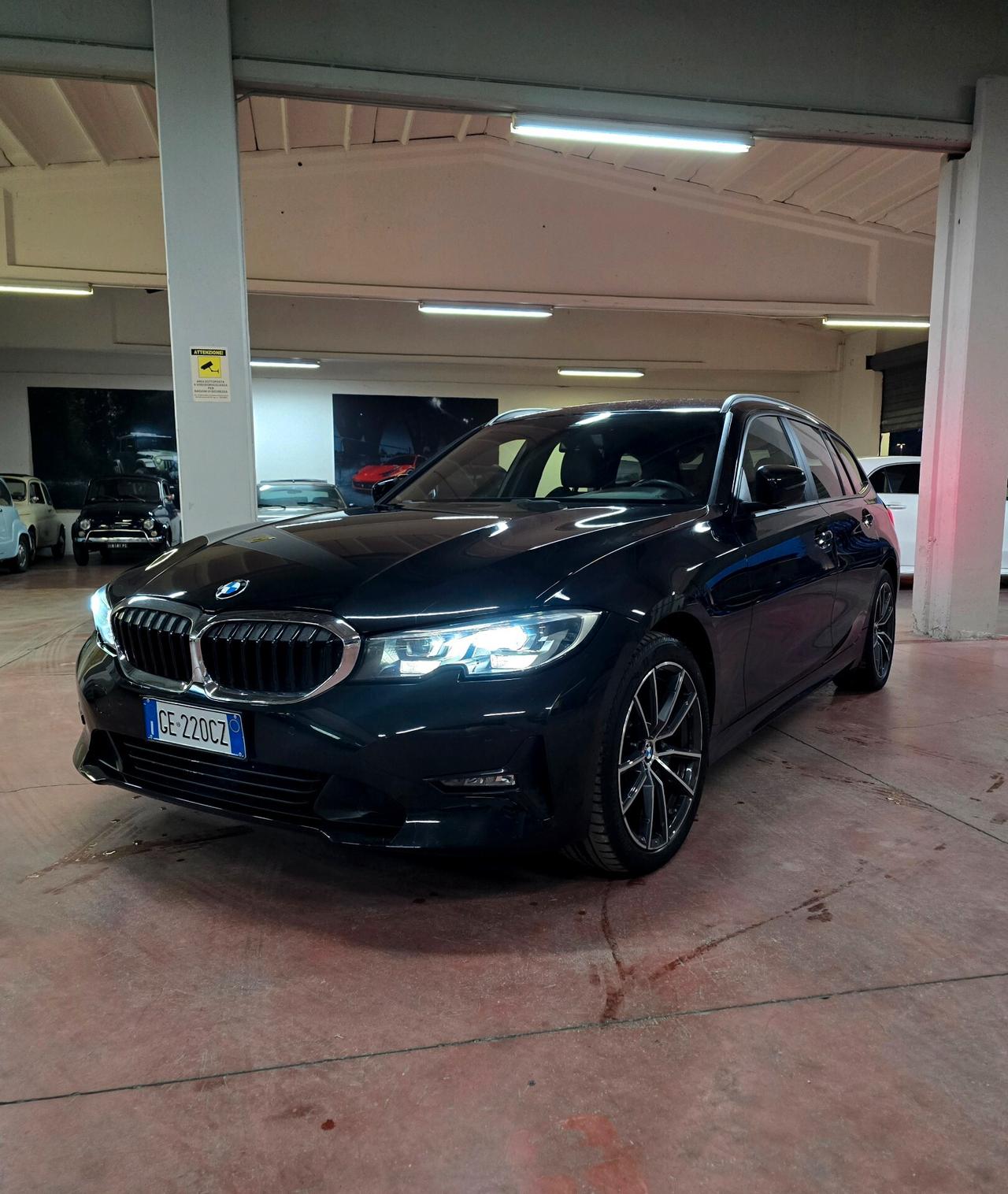 Bmw 318 318d 48V Touring Luxury