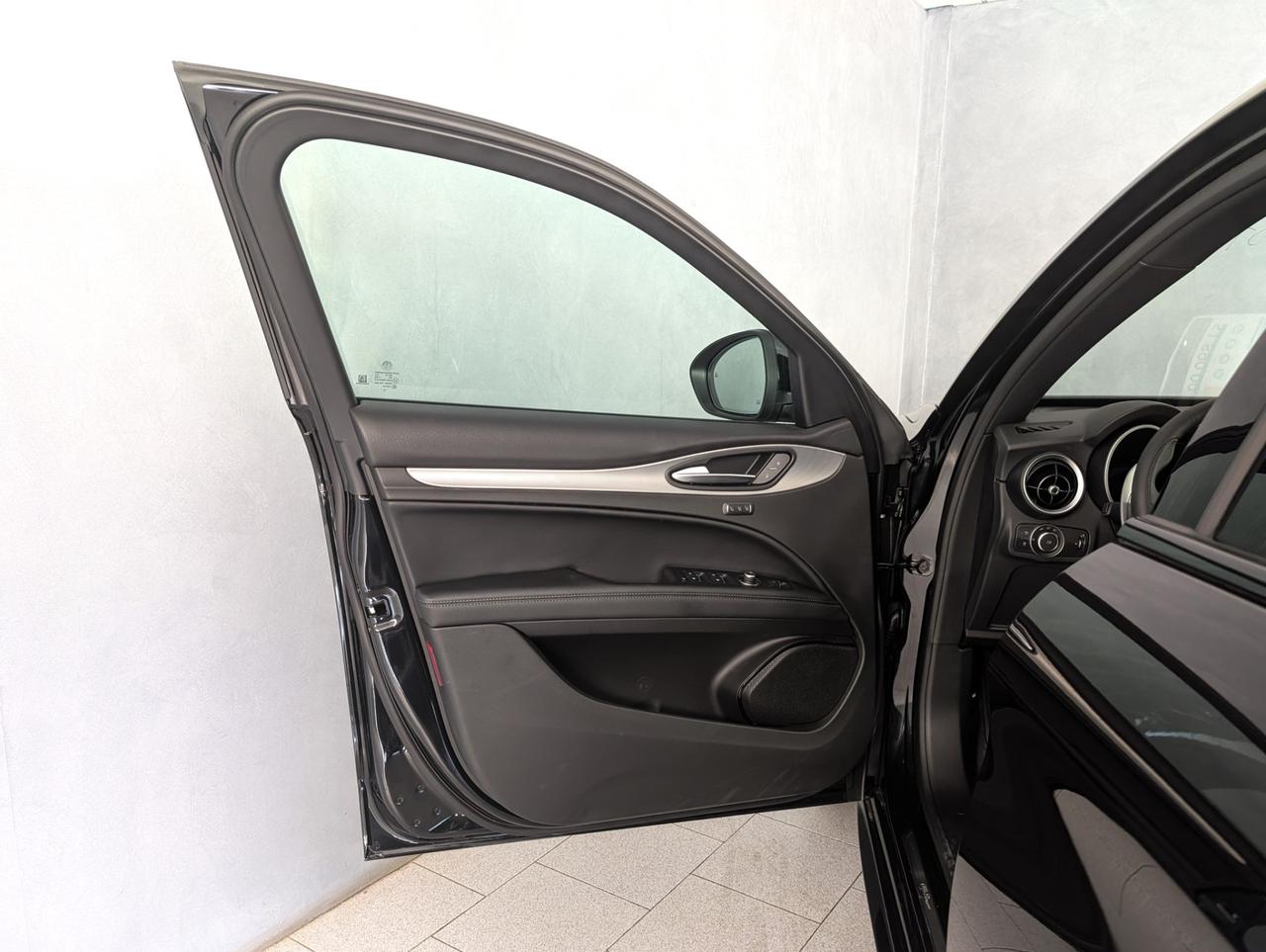 Alfa Romeo Stelvio 2.2 T Q4 210cv AT8 Veloce