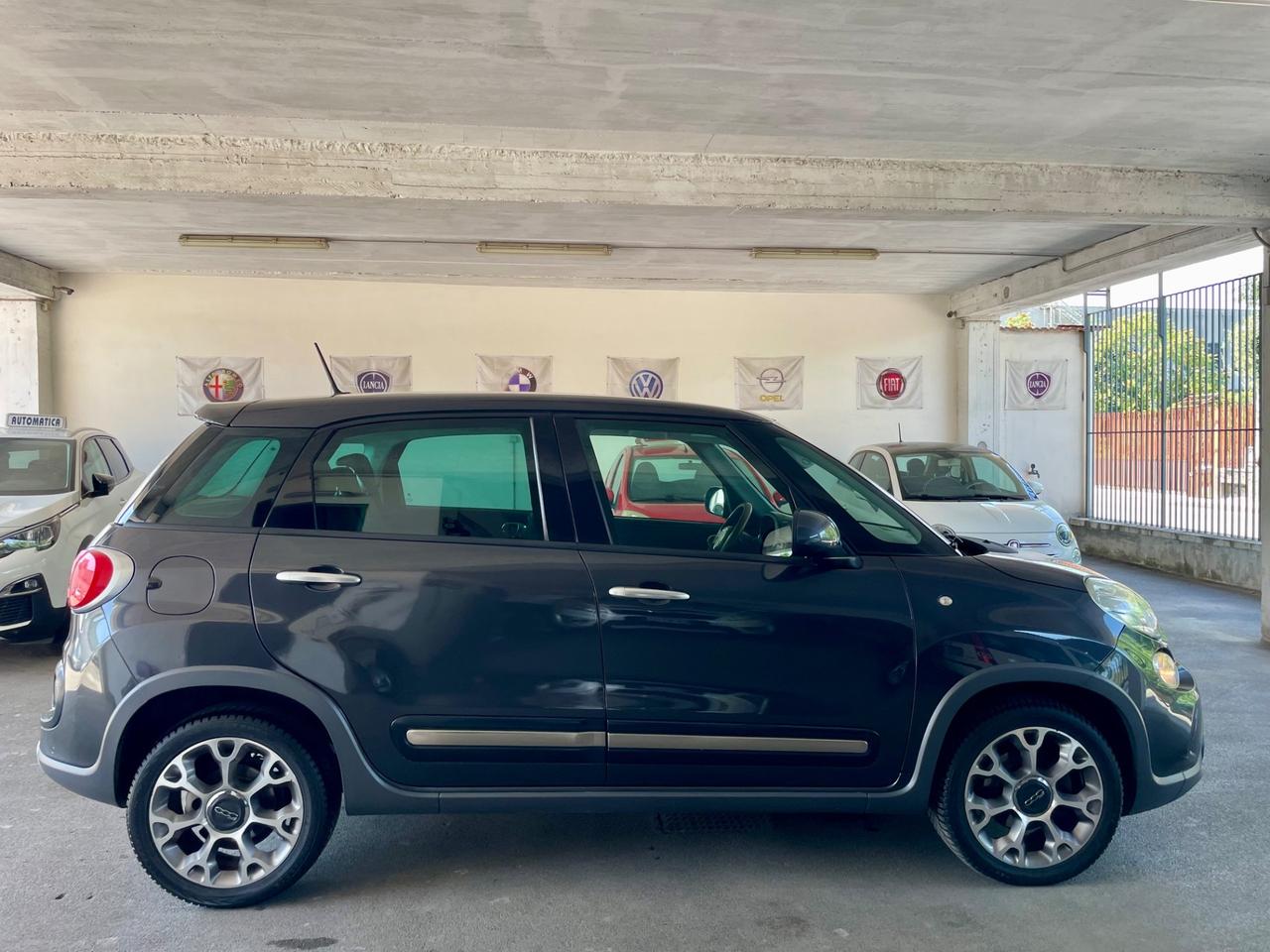 Fiat 500L 1.6 Multijet 105 CV Trekking nav tetto sensori Ecc