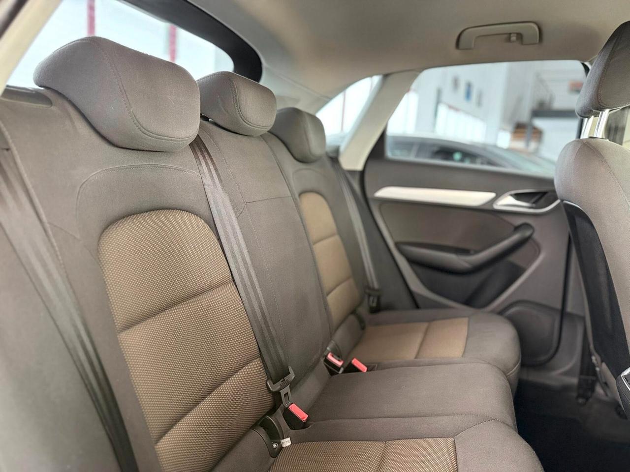 Audi Q3 2.0 TDI 140cv Sport 2015