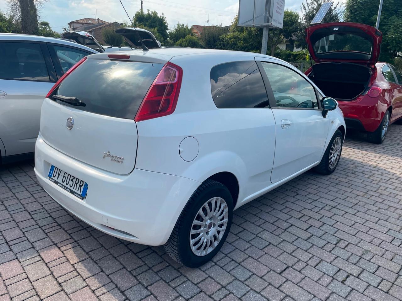 Fiat Grande Punto Grande Punto 1.3MJT 90 3p.Van Dyn. 2pt