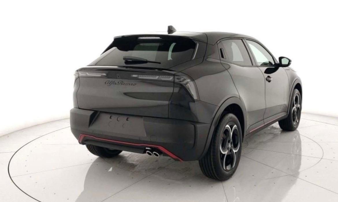 Alfa Romeo Junior 1.2 145 CV Hybrid eDCT6 Ti AUTO A NOLEGGIO