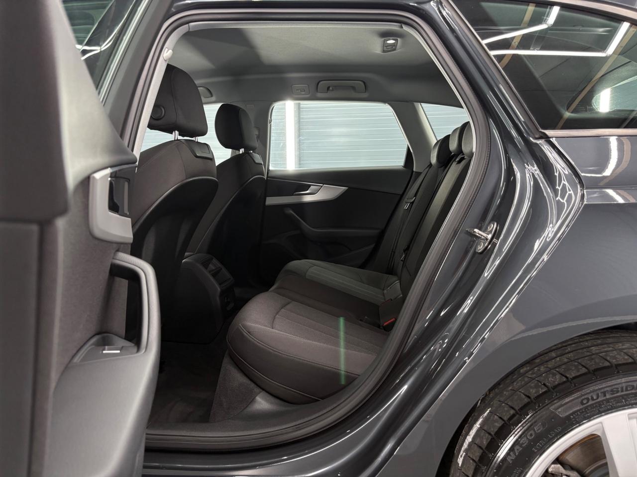Audi A4 Avant 40 TDI S tronic Business Advanced