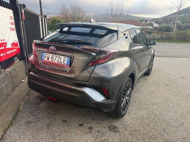 TOYOTA C-HR 1.8 Hybrid E-CVT Lounge