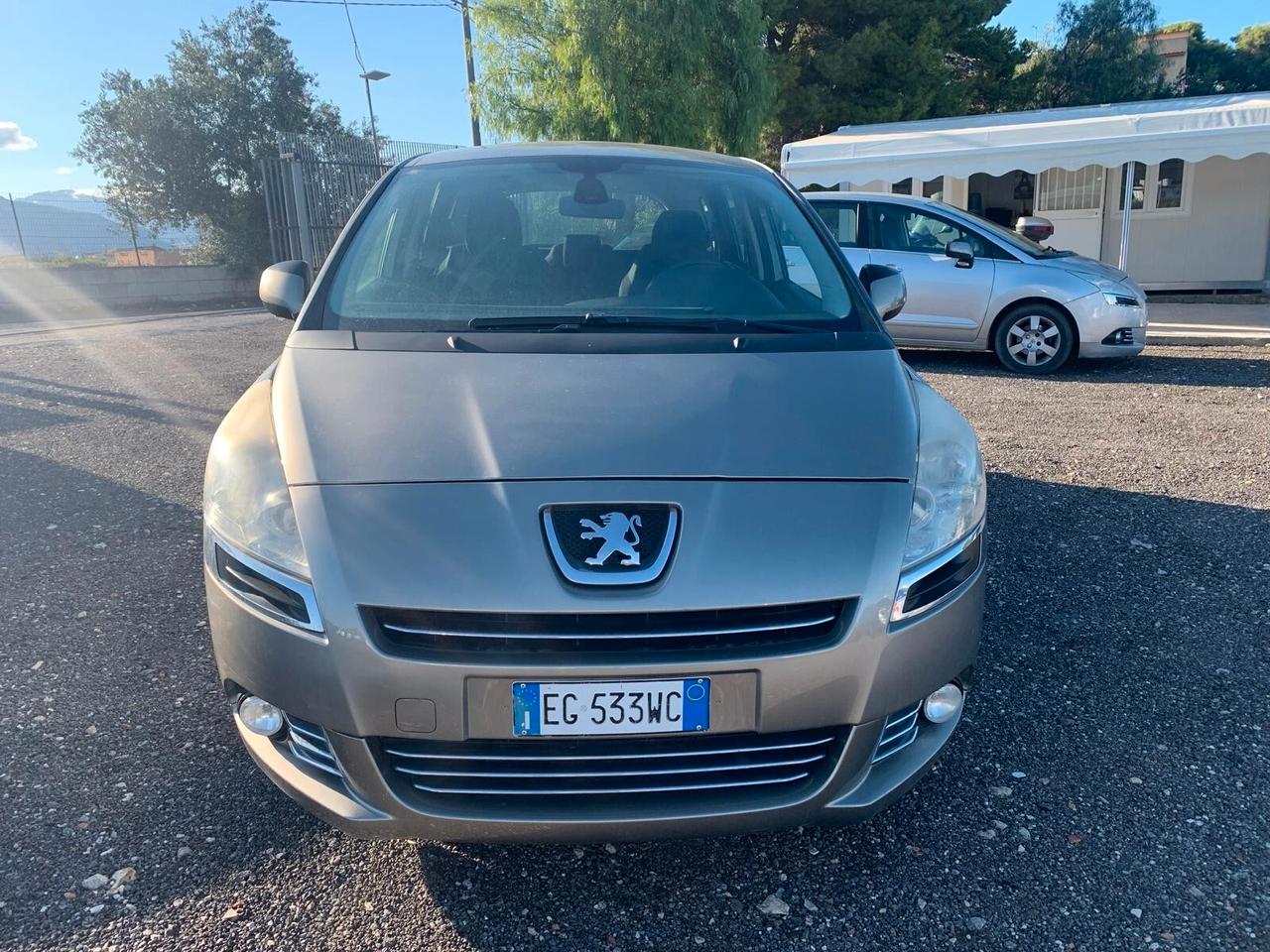 Peugeot 5008 1.6 HDi 112CV Premium