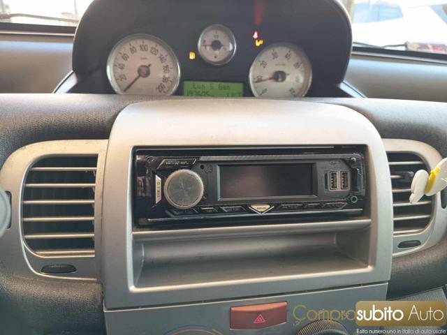 LANCIA Ypsilon 1.2 69 CV Unyca