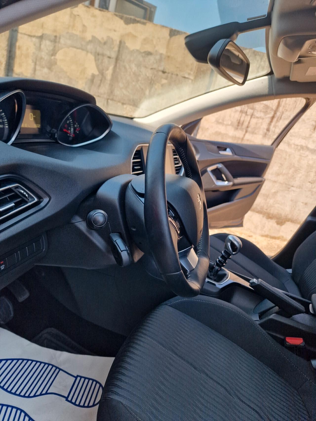 Peugeot 308 Turbo 130 S&S SW Allure distrb nuova!!