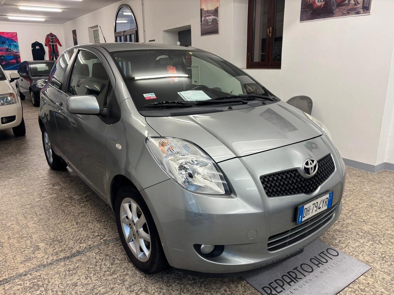 Toyota Yaris 1.3 3 porte