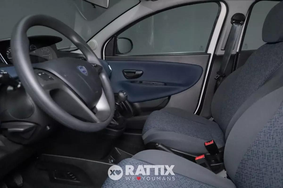 Lancia Ypsilon 1.0 Firefly Hybrid 70CV Oro