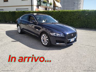 JAGUAR XF 2.0 D 180 CV aut. Prestige